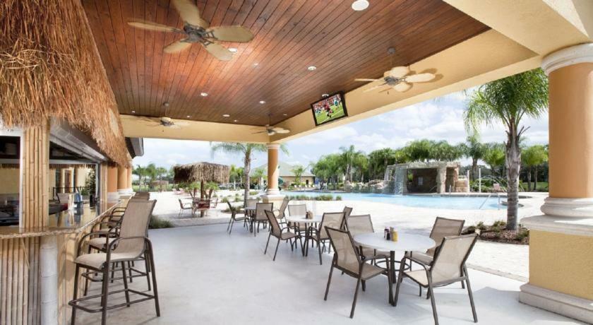 Spacious Villa Near Disney Four Corners Экстерьер фото